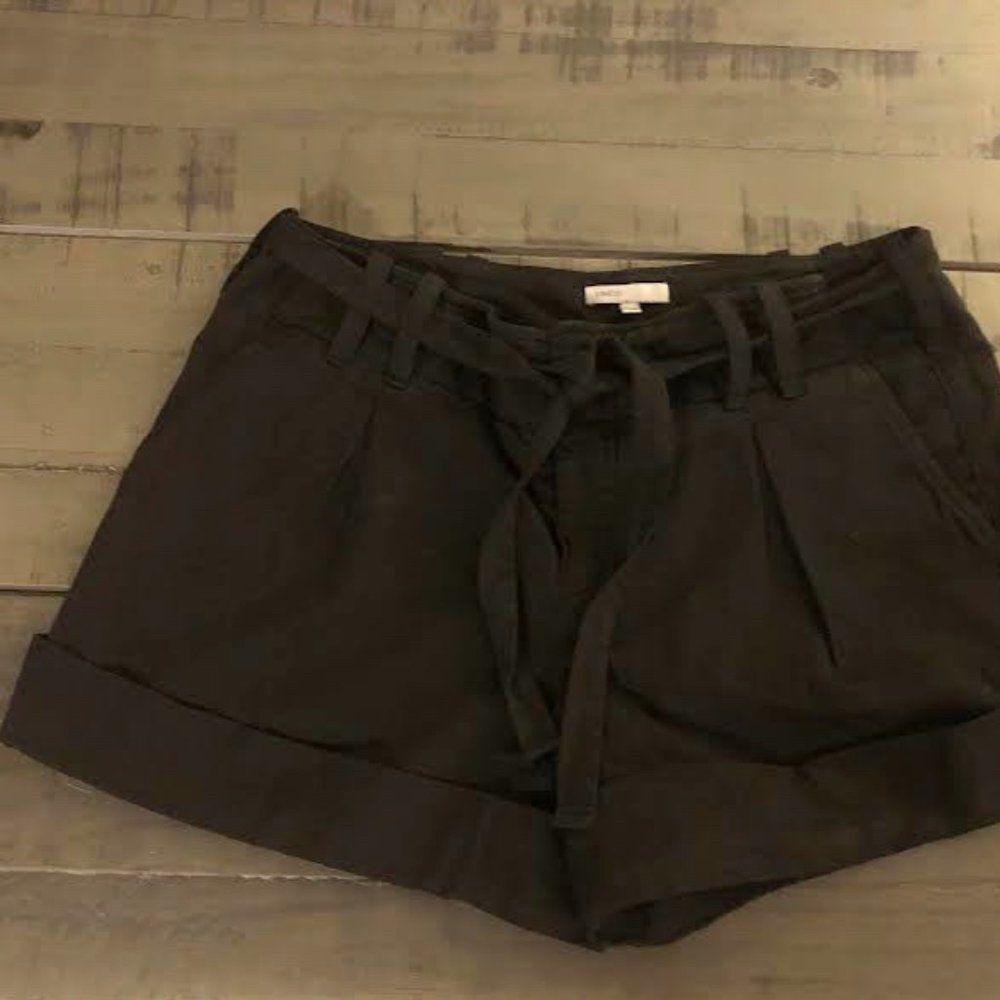 Vince Cargo Shorts​​​​